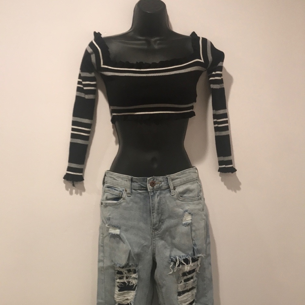 Fashion Nova crop top and ripped jeans bundle